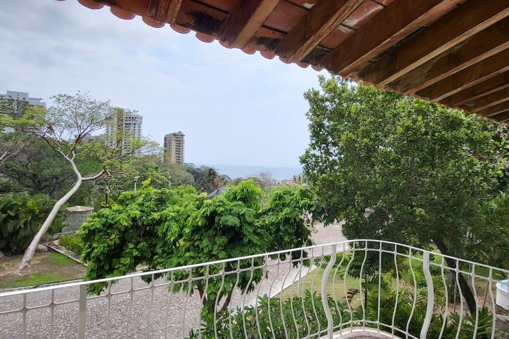 Villa Martha Garza Blanca - Heated Pool, Chef & Full Staff Included Puerto Vallarta Luaran gambar